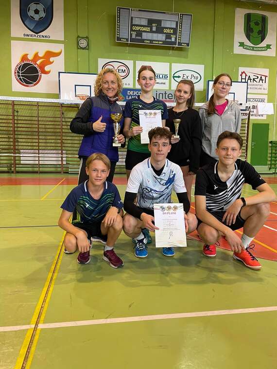 Sukces naszej drużyny w Półfinale Wojewódzkim Badmintona Chłopców w Miastku